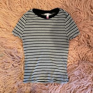 3FOR$15 Mock Neck Black White No Boundaries Tee